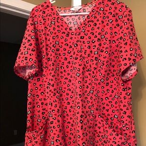 2xl scrub top. Silky texture and soft.